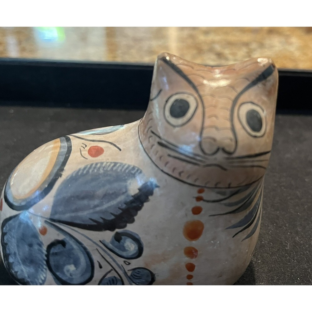 Tonala Cat Sculpture Folk Art Mexican Pottery Flower Design Signed VTG - Picture 4 of 8
